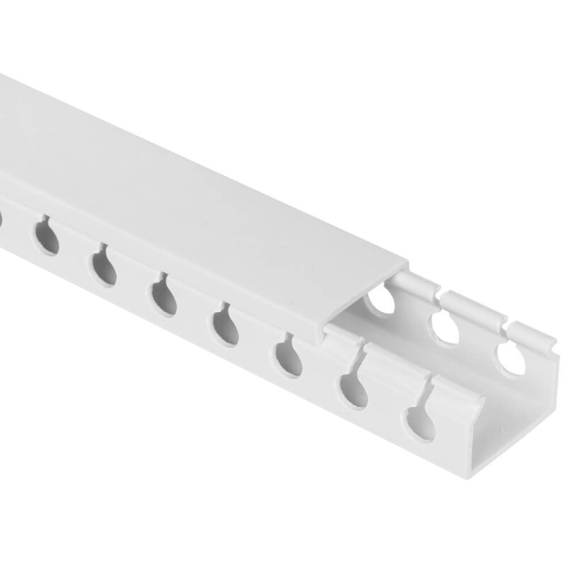 Kabel Management, Kunststoffkanal mit Kabelauslässen weiß